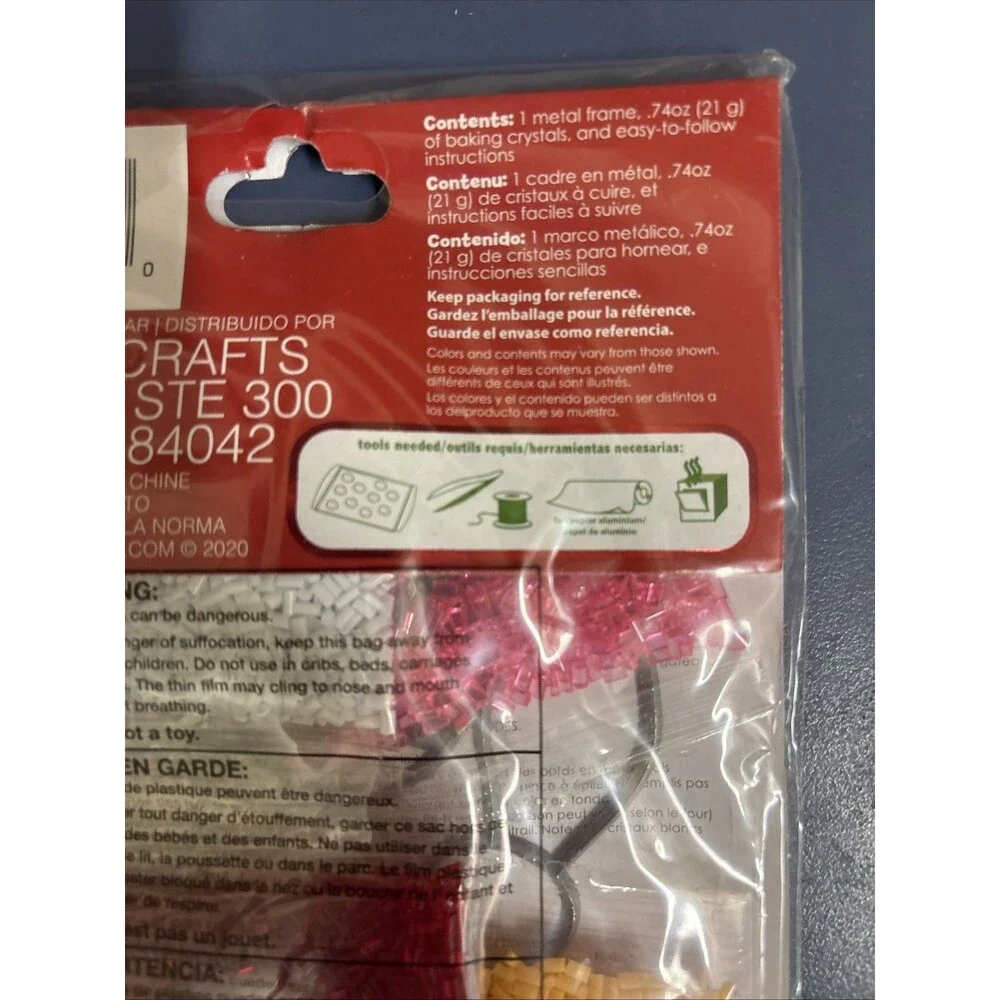 NEW Makit & Bakit Santa Christmas Ornament Kit/Stained Glass Sun Catcher